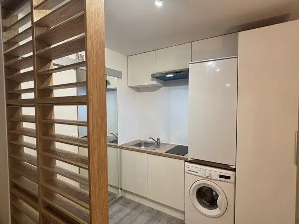 Studio meublé 15 m2 à louer - Viry-Chatillon (91170)