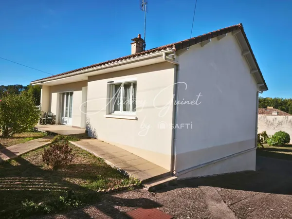 JAZENEUIL - Maison avec sous-sol, 3 chambres et terrain de 748 m²