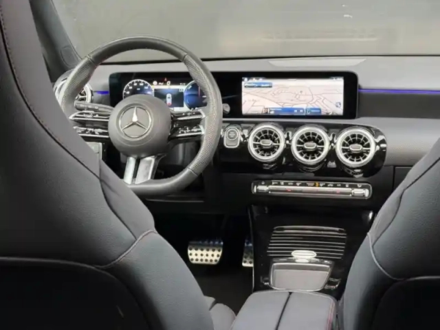 Mercedes Classe A 250 e hybrid eq amg line — photo 30