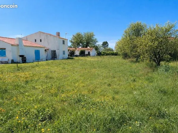 Terrain 930 m² La Gueriniere