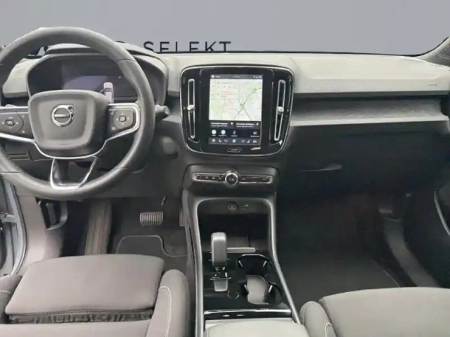 Volvo Xc40 recharge 238ch start — photo 11