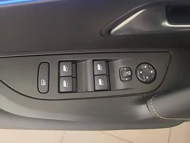 Peugeot 2008 puretech 130 s&amp;s eat8 — photo 67