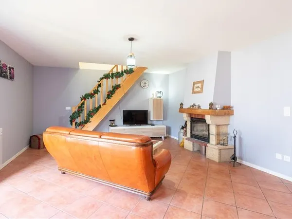 Maison Vente Lencouacq 5p 179m² 160000€