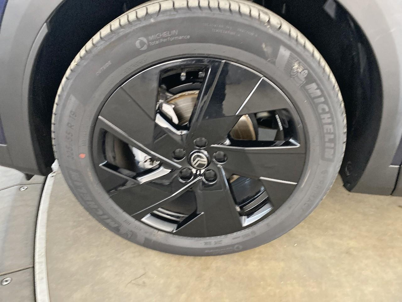 Citroën C5 Aircross hybride 145 ch e-dcs6 max — photo 11