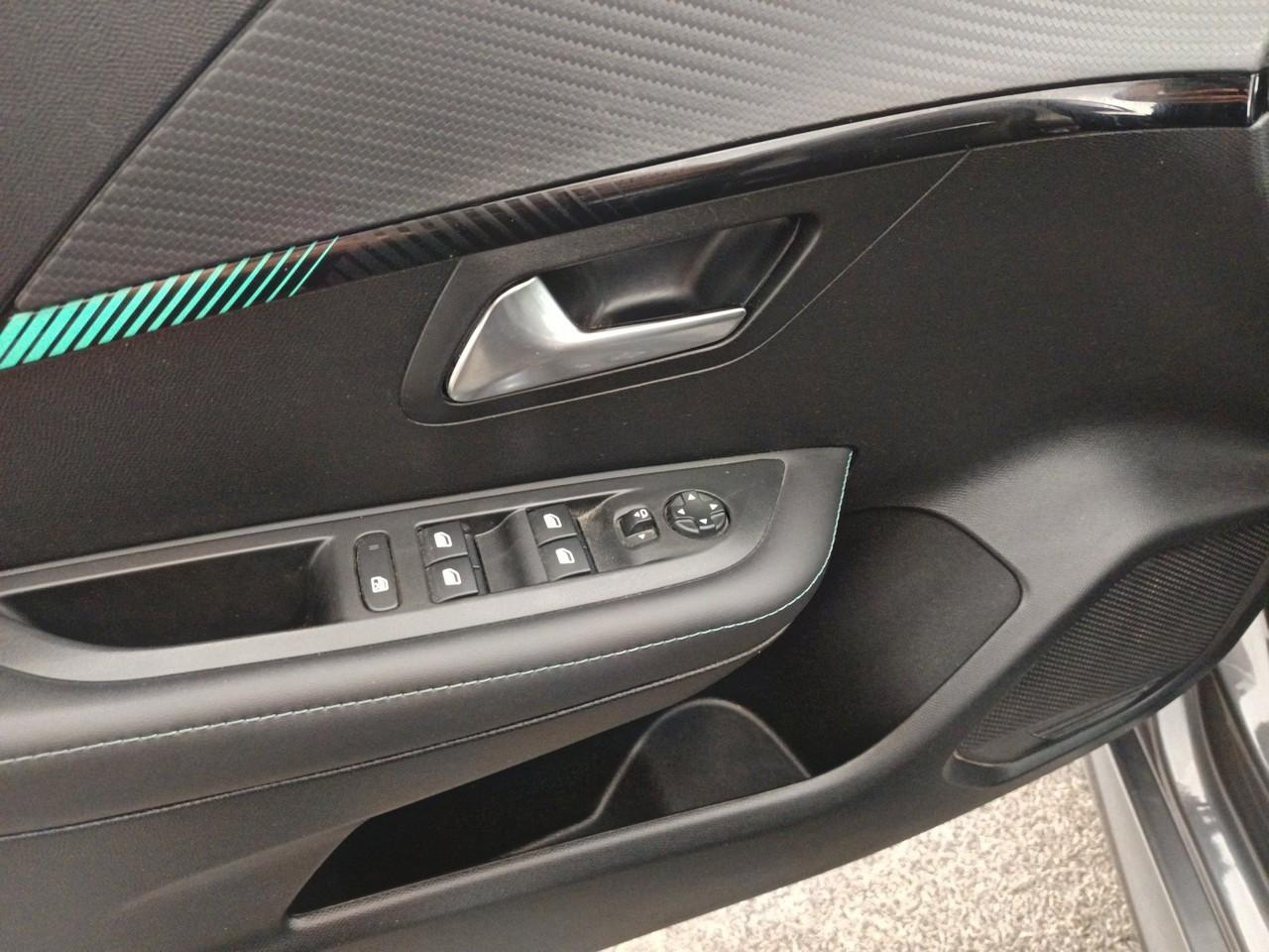 Peugeot 208 puretech 100 s&s bvm6 allure — photo 20