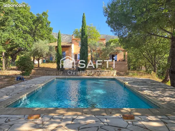 Maison 6 pièces 190 m²