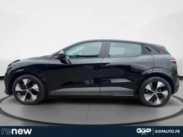 Renault Megane e-tech electric ev60 220ch equilibre super charge -b soh 94% — photo 2