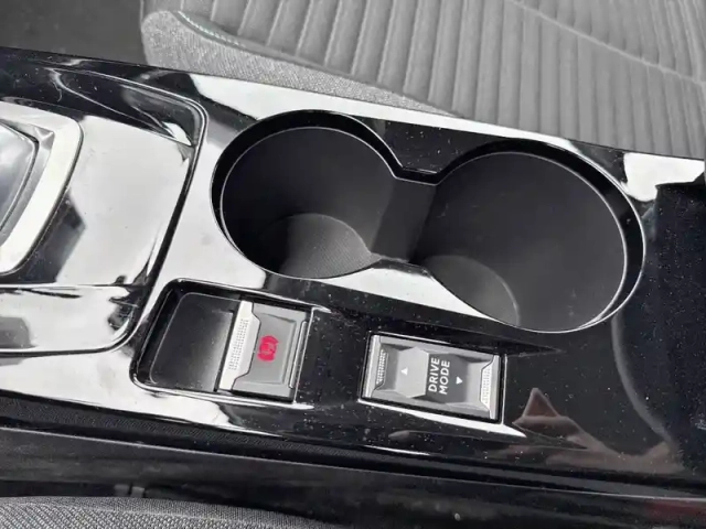 Peugeot 2008 puretech 130 s&amp;s eat8 — photo 43