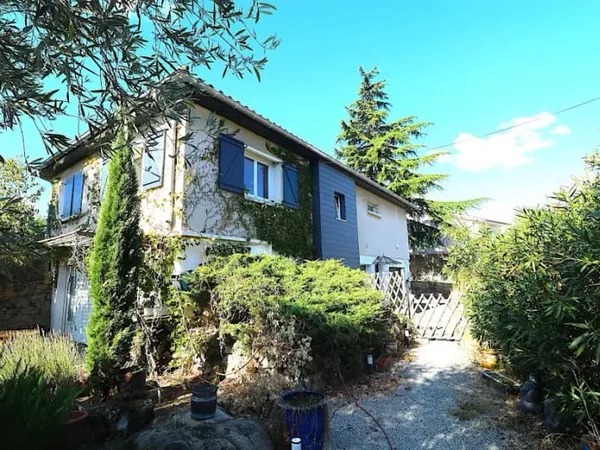 Maison 9 pièces 148 m²