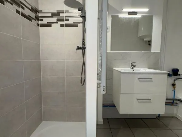 T2 40M2 Hyper Centre