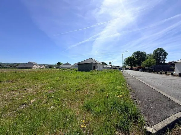 Terrain constructible 630 m²