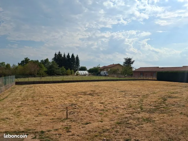 Terrain constructible