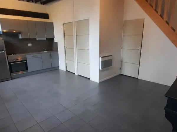 Immeuble 3 logements + local commercial