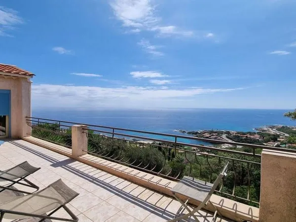Villa 6 pièces 175 m²