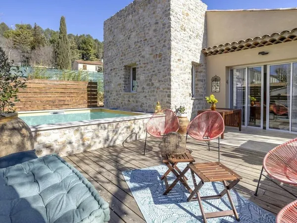 Maison de plain-pied 4 pièces 93 m²