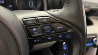 Toyota Yaris 116h Iconic 5p — photo 25