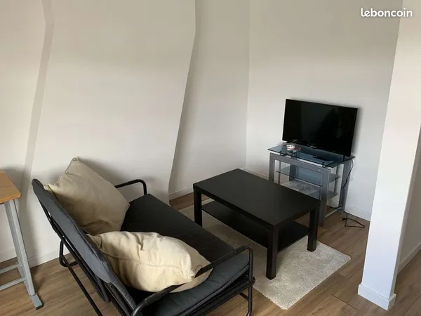Studio meublé 36 m² au sol - Valenciennes centre / Gare - 480 CC