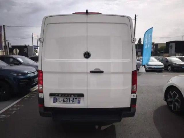 Volkswagen Crafter fg 35 l3h3 2.0 tdi 140ch business traction bva8 — photo 7