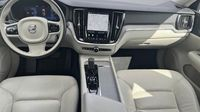 Volvo V60 B3 163ch Momentum Business DCT 7 — photo 16