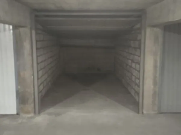 Garage à louer