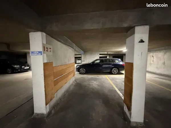 Parking 8 m² Angers