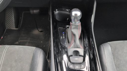 Toyota C-HR 2.0 VVT-184 Hybrid CVT - GR Sport – 2022 – 101135 km – Hybride essence – Boîte Automatique — photo 14