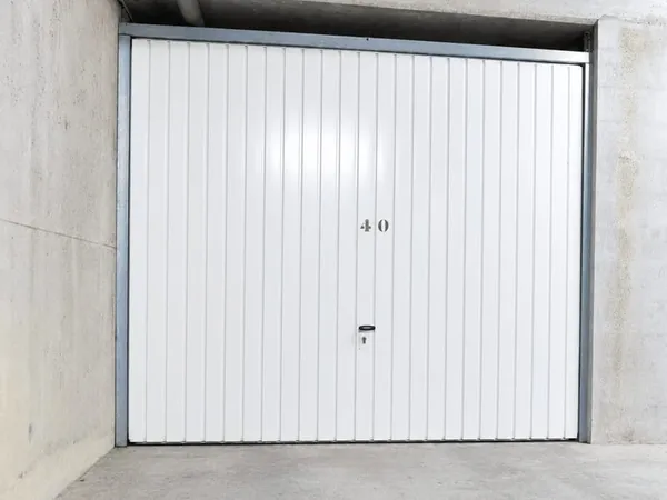 Parking 14 m²