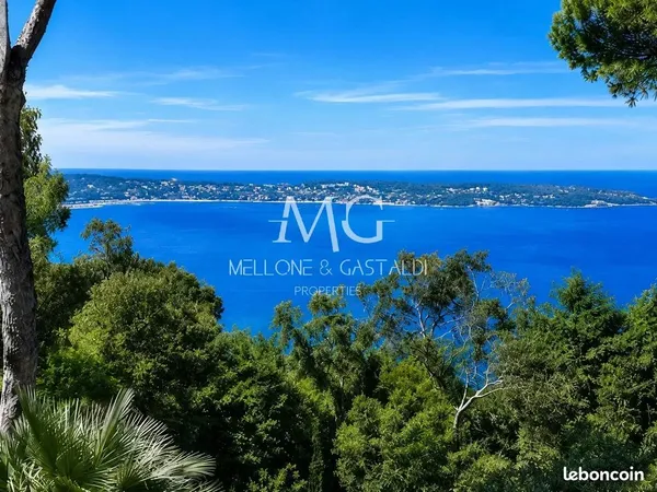 Villa 5 pièces 186 m²