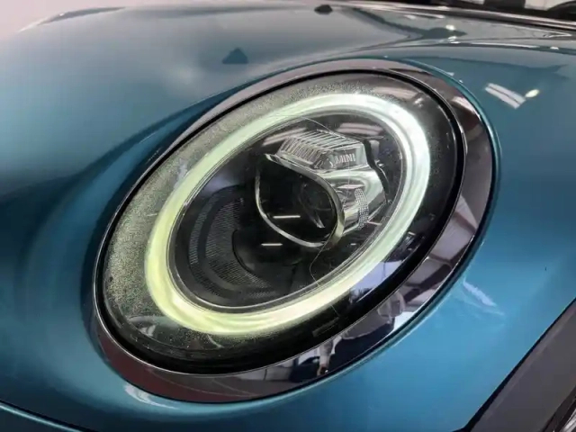 Mini Mini cabriolet cooper 136 ch bva7 — photo 13