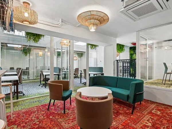 Bureaux 215 m²