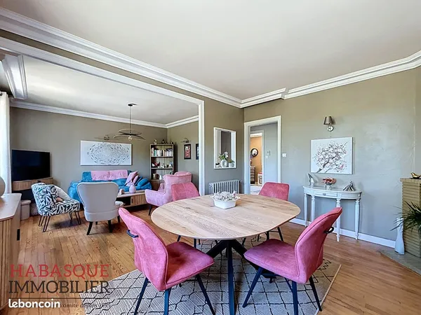 Maison 6 pièces 140 m²