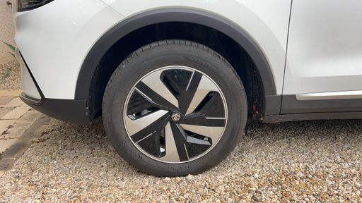 MG ZS 156 70kWh - Luxury – 2022 – 82441 km – Électrique – Boîte Automatique — photo 19