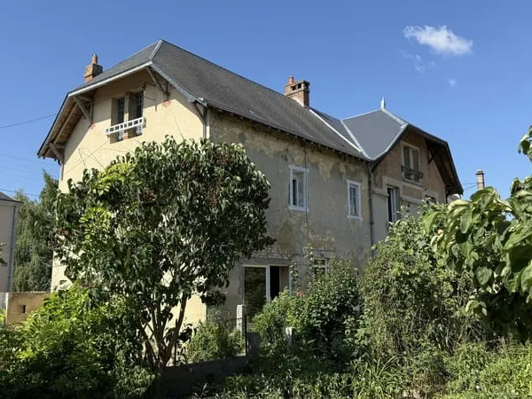 MAISON DE CARACTÈRE - 130 M2