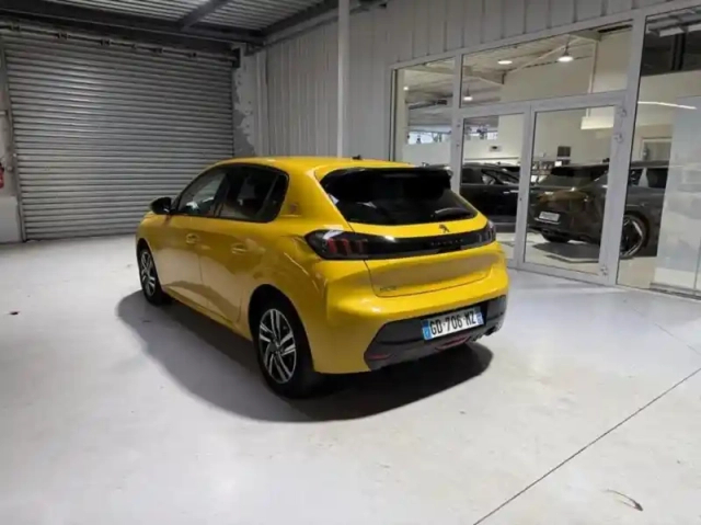 Peugeot 208 1.2 puretech 100ch s&amp;s roadtrip eat8 — photo 7
