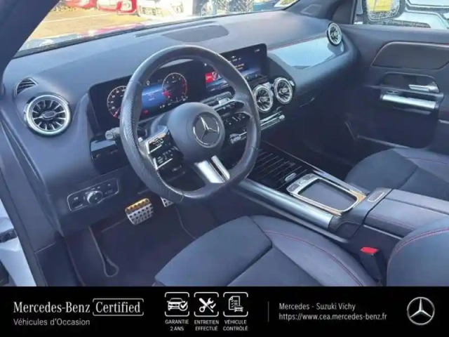 Mercedes Gla 180 d 116ch amg line 8g-dct — photo 8