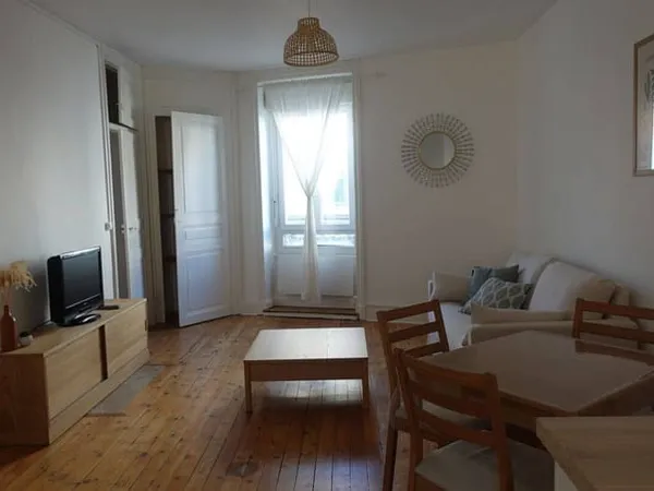 Appartement 2 pièces 65 m²