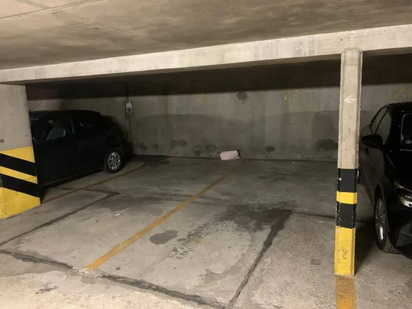 Parking 12 m²