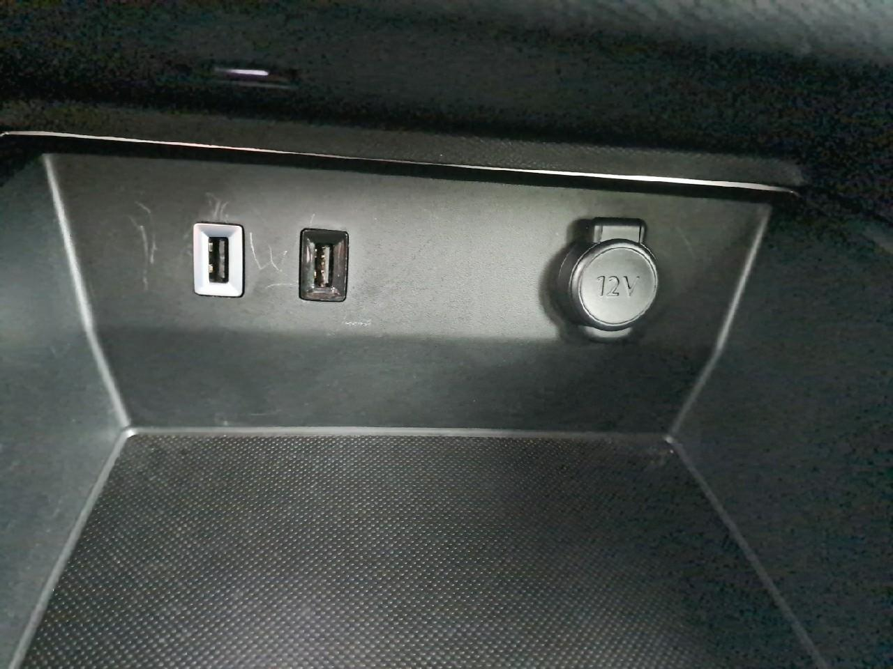 Citroën C5 Aircross hybride 145 e-dcs6 max — photo 26