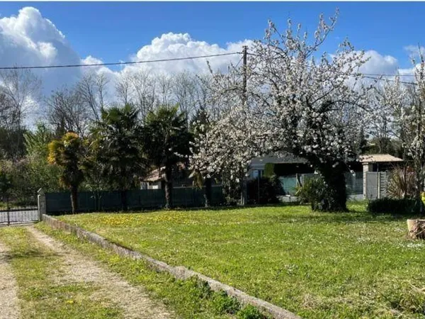 Terrain constructible 543 m²