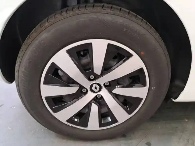 Renault Clio tce 90 — photo 19