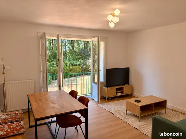 Appartement T4 meublé - 72 m² - Proche Rond point de Paris