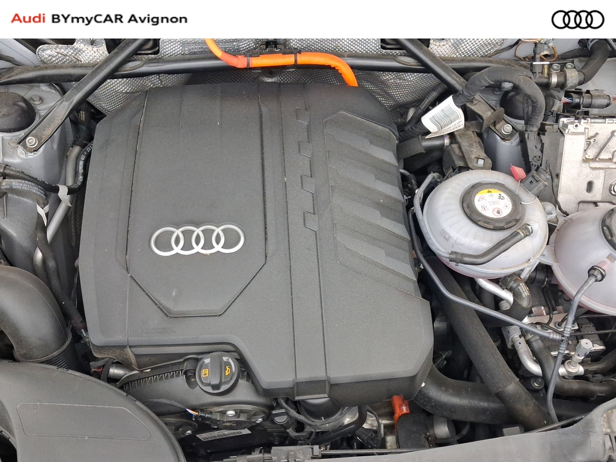 Audi Q5 Sportback 55 TFSIe 367 S tronic 7 Quattro — photo 16