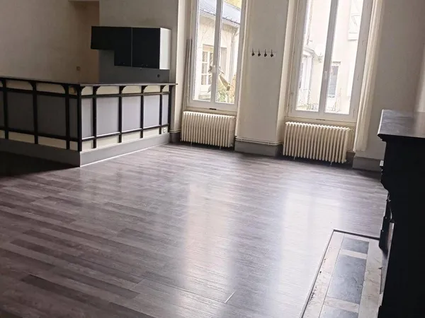 Appartement 1 pièce 68 m²
