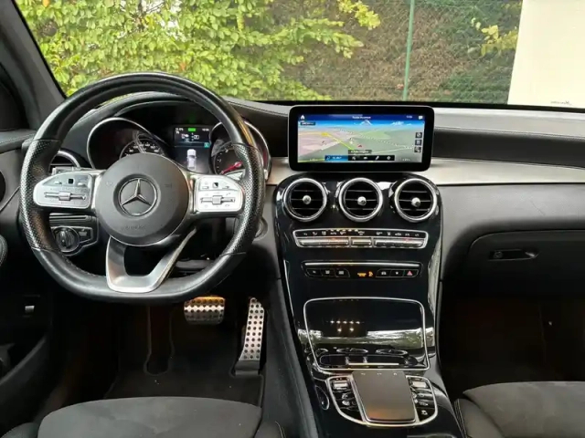Mercedes Glc coupe 300 de hybrid eq 9g-tronic 4matic — photo 8