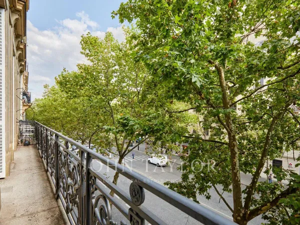 Appartement 5 pièces 194 m²