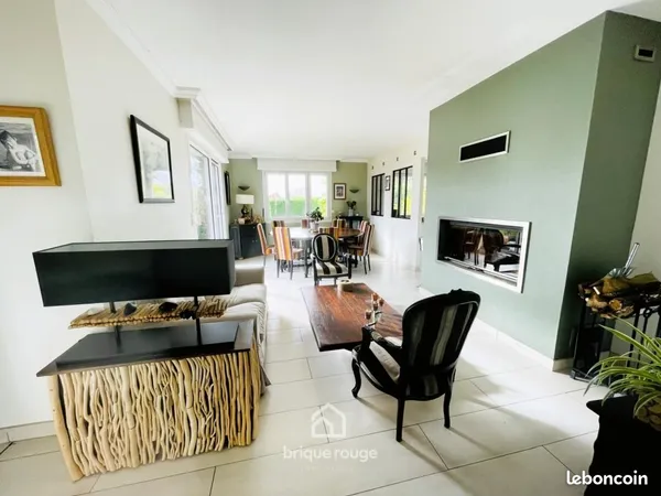 Maison 6 pièces 195 m²
