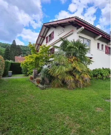 Maison 6 piéces 135 M2