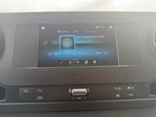 Mercedes Sprinter 311 cdi fourgon toit sureleve standard — photo 16