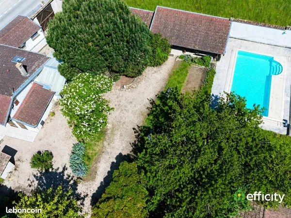 Longère 8 pièces 210 m²