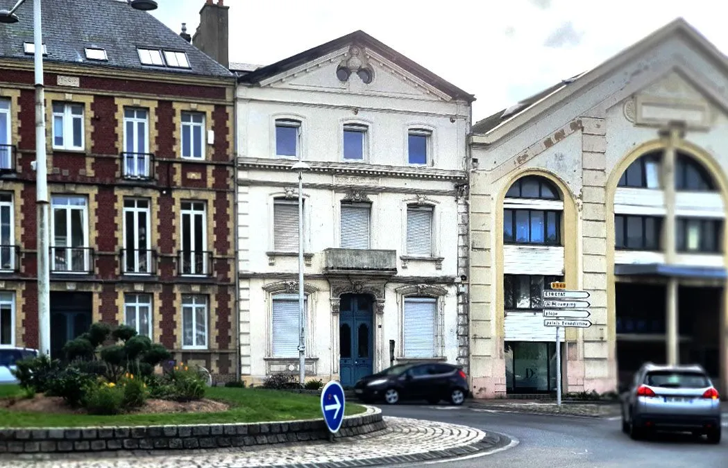 Photo 1